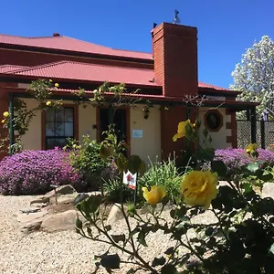 Wine And Roses 4* Adelaide